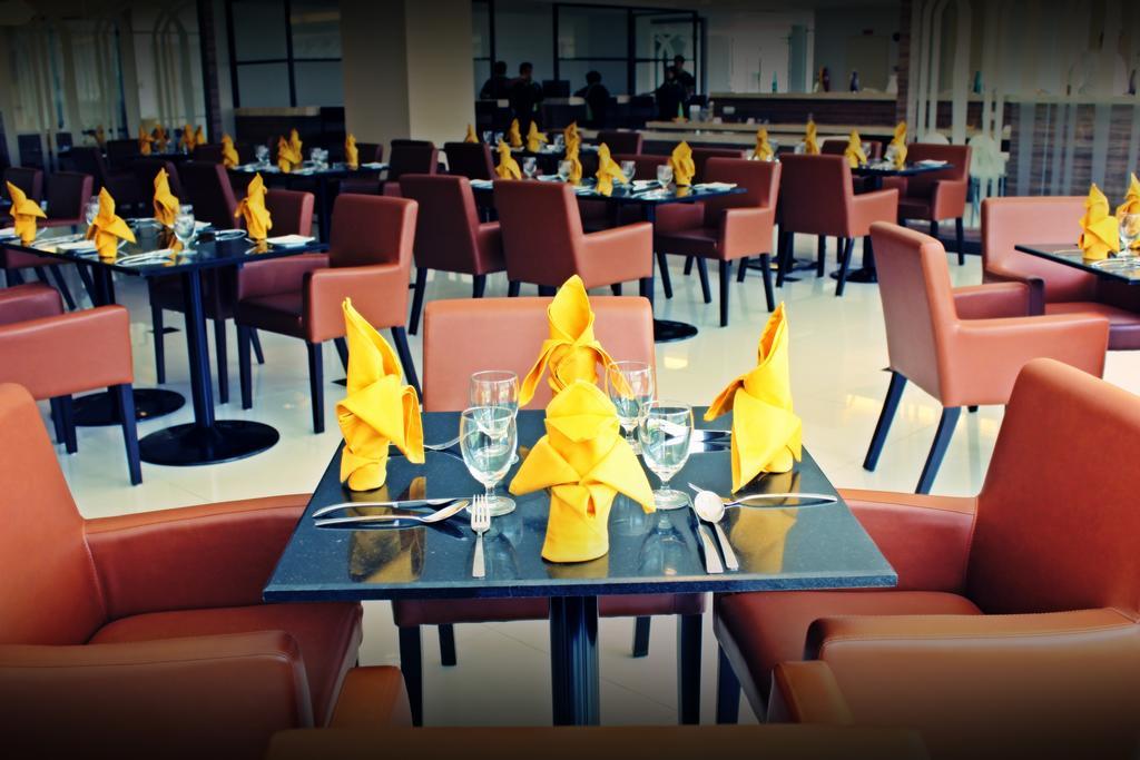 Hotel Raia & Convention Centre Terengganu 4*