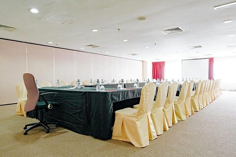 Raia & Convention Centre Terengganu Hotel 4*