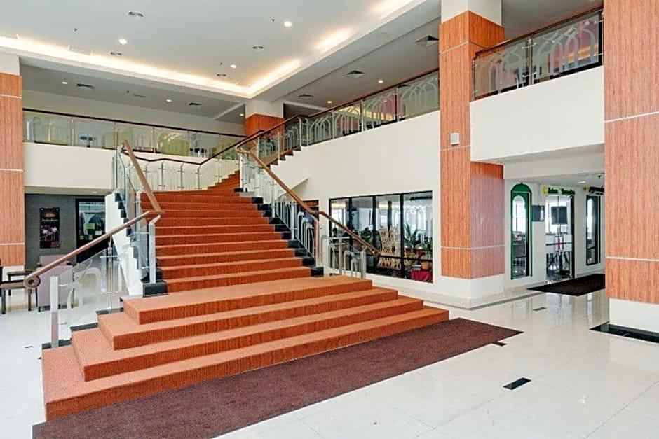 Hotel Raia & Convention Centre Terengganu 4*