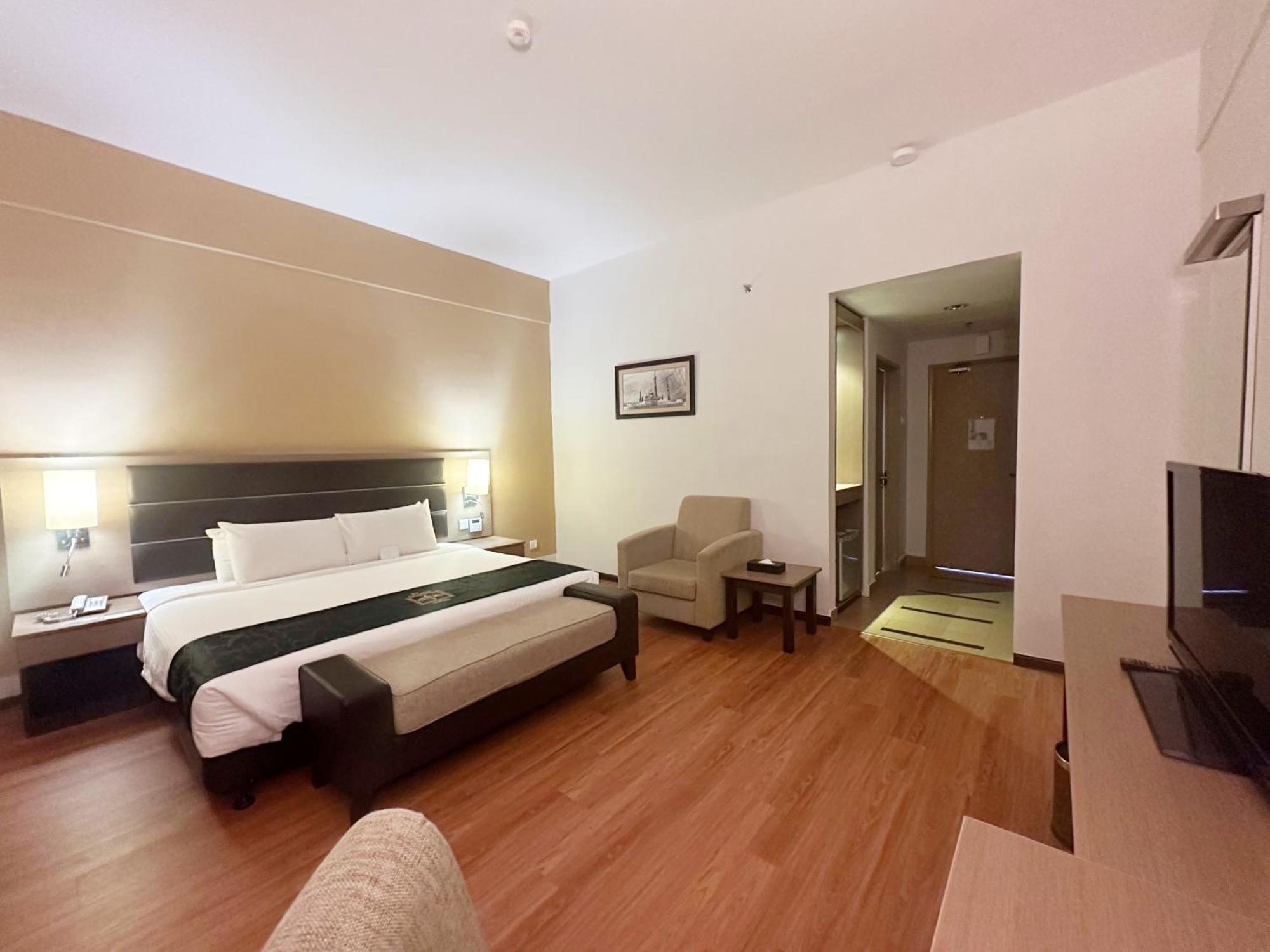 Raia & Convention Centre Terengganu Hotel 4*