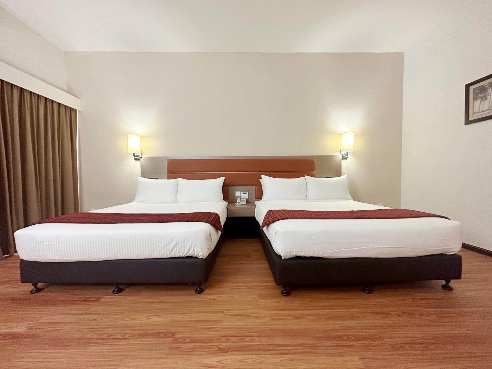 Raia & Convention Centre Terengganu 4*