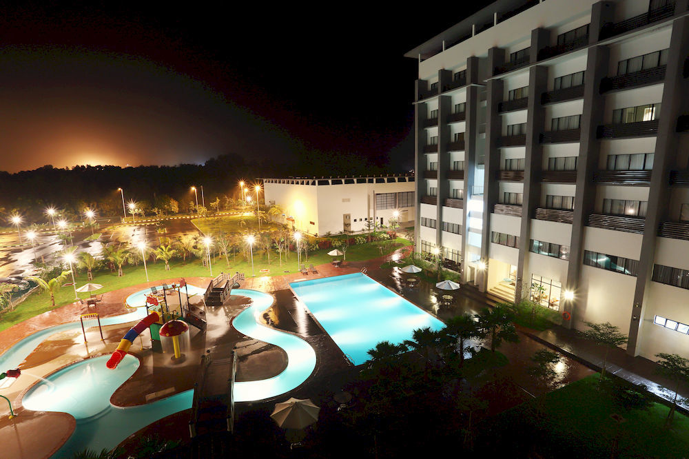 Raia & Convention Centre Terengganu 4* Kuala Terengganu