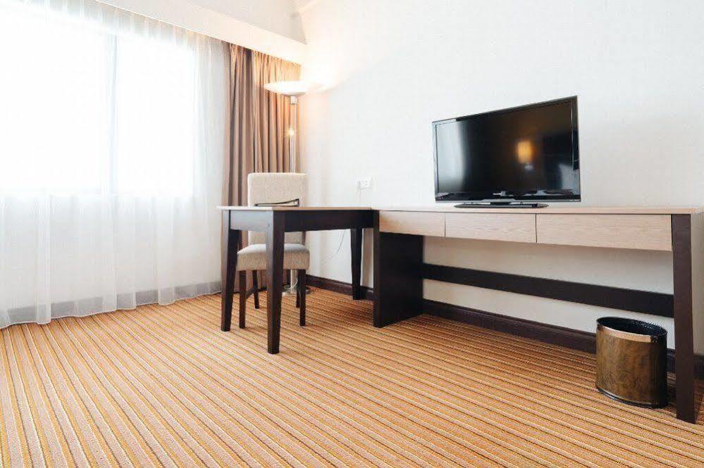 Hotel Raia & Convention Centre Terengganu 4*