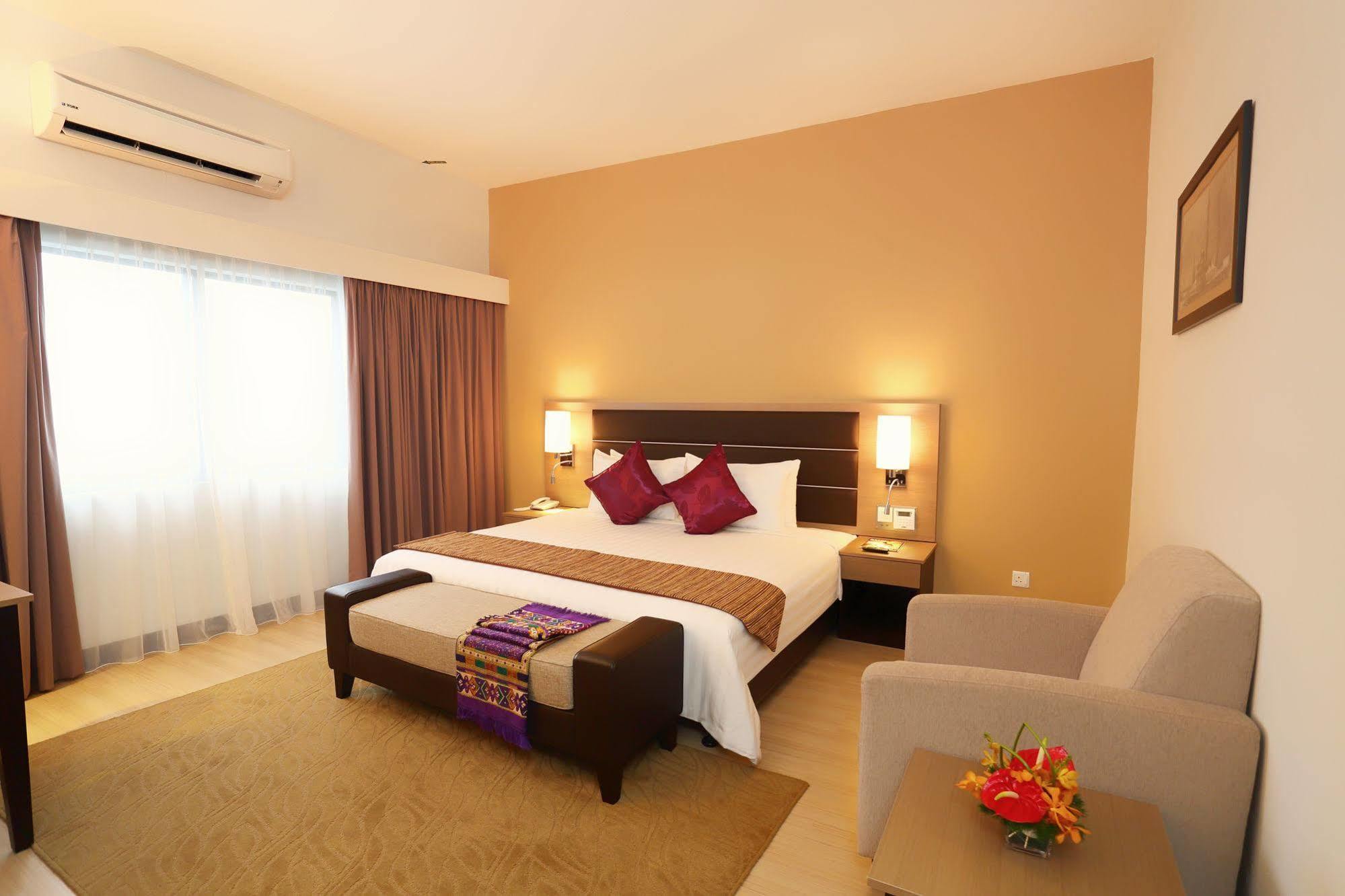 Raia & Convention Centre Terengganu Hotel Kuala Terengganu