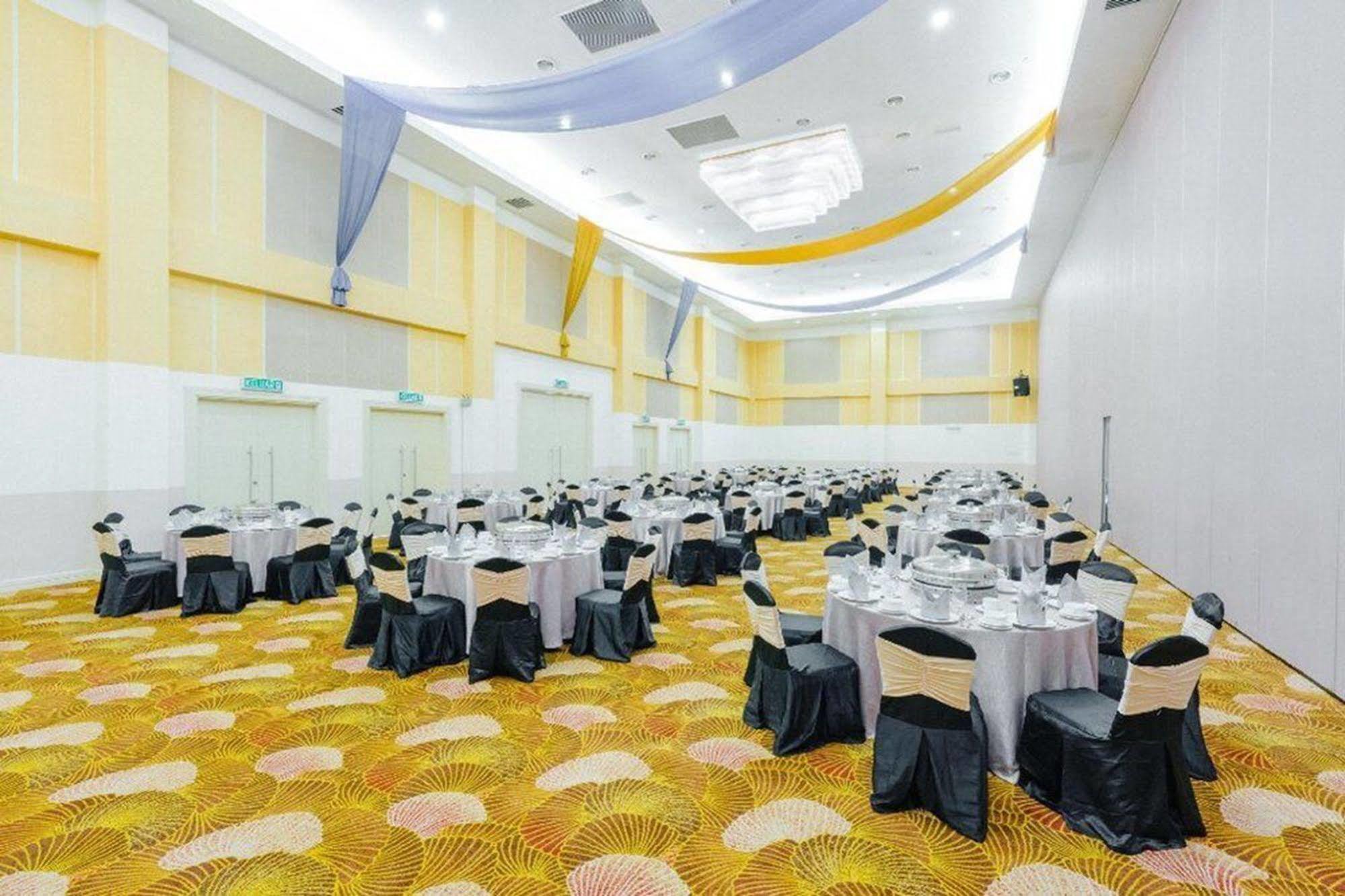 Raia & Convention Centre Terengganu Hotel